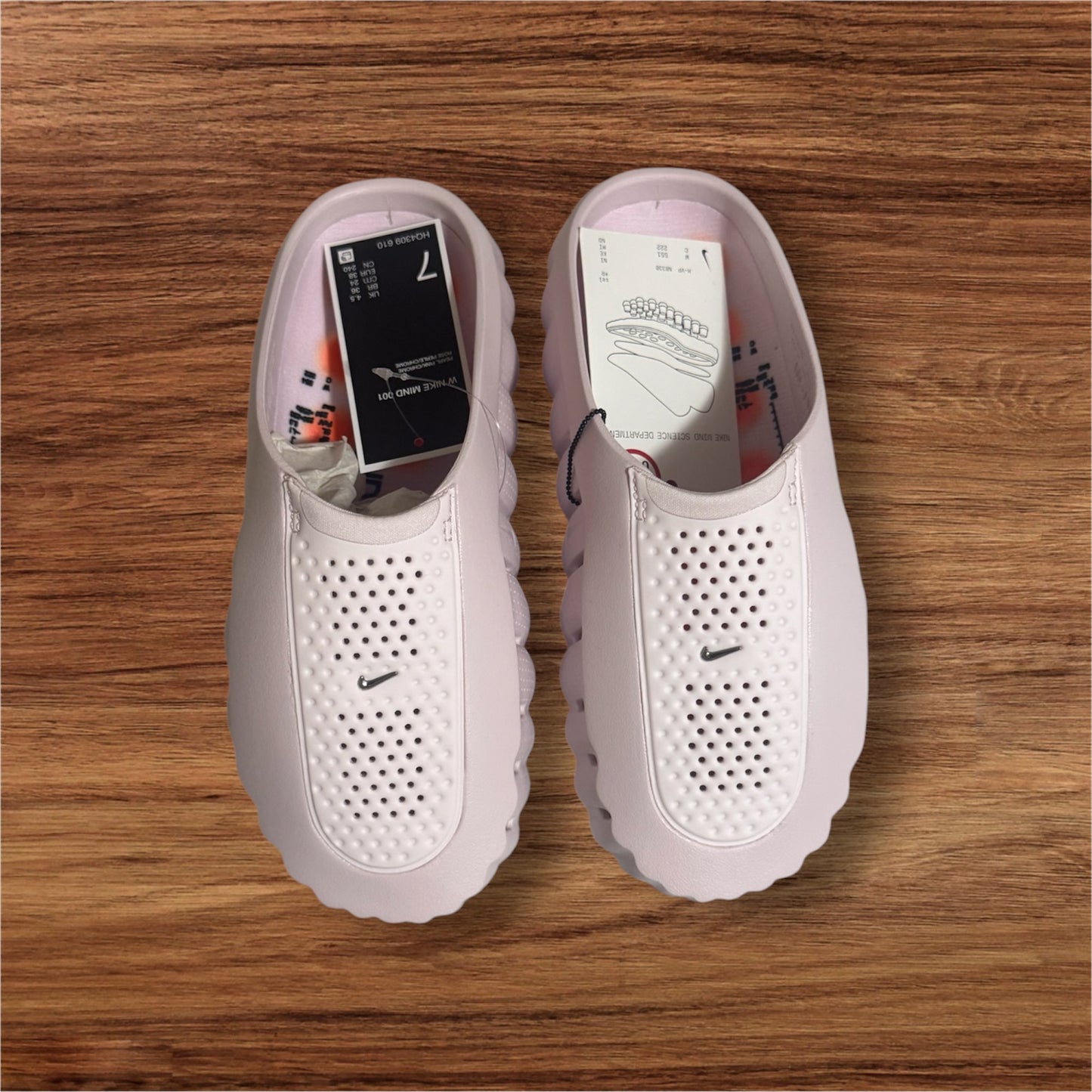 Nike Mind 001 Size 7